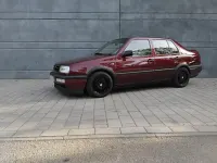 Gebraucht VW Vento 75 PS (55 kW) 1992 Rot Limousine