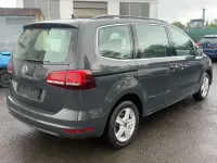 Gebraucht VW Sharan Comfortline 150 PS (110 kW) 2022 Uranograu Van / Kleinbus