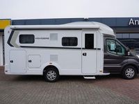 Gebraucht Weinsberg CaraSuite 155 PS (114 kW) 2024 Magnetic grau (metallic) Van