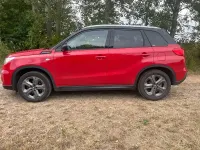 Gebraucht Suzuki Vitara 120 PS (88 kW) 2015 Rot SUV
