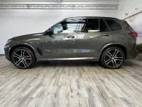 Gebraucht BMW X5 M Sport 298 PS (219 kW) 2025 (0c3d) manhattan green metallic SUV