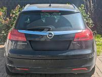 Gebraucht Opel Insignia 163 PS (119 kW) 2011 Schwarz Kombi