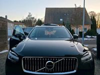 Gebraucht Volvo XC90 235 PS (172 kW) 2022 Schwarz SUV
