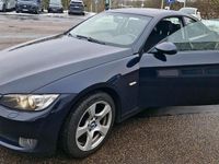 Gebraucht BMW 320 177 PS (130 kW) 2009 Blau Coupé