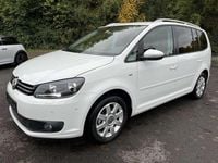 Gebraucht VW Touran Cup 105 PS (77 kW) 2014 Pure white Van / Kleinbus