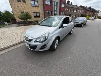 Gebraucht Opel Corsa Edition 87 PS (63 kW) 2014 Weiß Kleinwagen