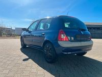 Gebraucht Renault Clio II 75 PS (55 kW) 2008 Blau Kleinwagen