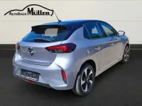 Gebraucht Opel Corsa-e GS Line 100 kW (136 PS) 2022 Kontrast grau/quarz silber Kleinwagen