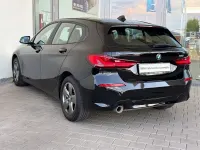 Gebraucht BMW 118 Advantage 140 PS (102 kW) 2023 Schwarz Limousine