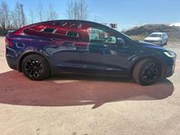 Second-hand Tesla Model X 244 kW (332 CP) 2018 Albastru SUV
