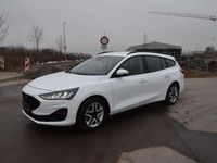 Gebraucht Ford Focus Cool & Connect 120 PS (88 kW) 2022 Weiß Kombi