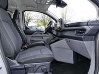 Neu Ford Tourneo Titanium 170 PS (125 kW) 2026 Grau Van / Kleinbus