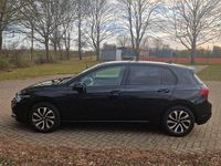 Używany VW Golf VII Active 150 KM (110 kW) 2021 Czarny Hatchback