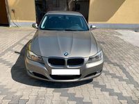 Gebraucht BMW 318 143 PS (105 kW) 2010 Gold Limousine