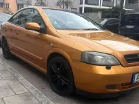 Gebraucht Opel Astra 147 PS (108 kW) 2002 Gold Coupé