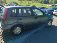 Gebraucht Ford Fiesta 80 PS (58 kW) 2003 Grün Kleinwagen