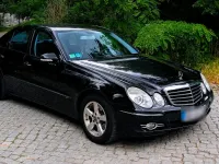 Gebraucht Mercedes E200 Avantgarde 184 PS (135 kW) 2008 Schwarz Limousine