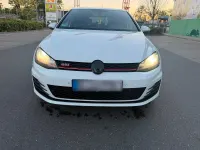 Gebraucht VW Golf VII GTI 220 PS (161 kW) 2015 Weiß Limousine