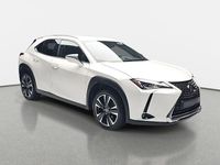 Gebraucht Lexus UX 145 PS (106 kW) 2020 Weiß SUV