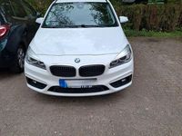 Gebraucht BMW 218 Active Tourer Advantage 150 PS (110 kW) 2017 Weiß Van / Kleinbus