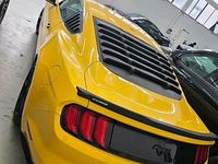 Second-hand Ford Mustang 317 CP (233 kW) 2017 Galben Coupe