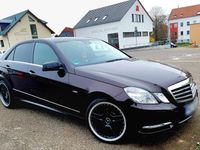 Gebraucht Mercedes E200 184 PS (135 kW) 2011 Braun Limousine