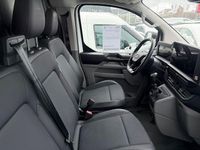 Gebraucht Ford Transit Custom Trend 136 PS (100 kW) 2025 Weiß Limousine