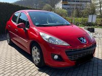 Gebraucht Peugeot 207 95 PS (69 kW) 2011 Rot Kleinwagen