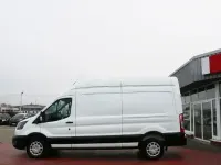 Używany Ford Transit Trend 131 KM (96 kW) 2024 Biały Minivan