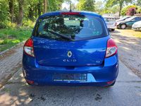 Gebraucht Renault Clio II Dynamique 101 PS (74 kW) 2011 Extremblau Kleinwagen