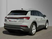 Gebraucht Audi Q4 e-tron Comfort 125 kW (170 PS) 2022 Kieselgrau SUV