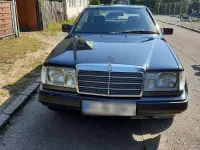 Gebraucht Mercedes E300 Sportline 179 PS (131 kW) 1992 Blau Coupé