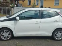 Gebraucht Toyota Aygo 69 PS (50 kW) 2015 Weiß Kleinwagen