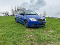 gebraucht Skoda Fabia Kombi 1.4 | AHK | Tüv 08/2025