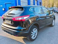 Gebraucht Nissan Qashqai Acenta 116 PS (85 kW) 2016 Schwarz SUV
