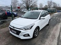 Gebraucht Hyundai i20 Select 75 PS (55 kW) 2019 Weiß Kleinwagen