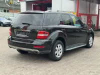 Gebraucht Mercedes ML300 Edition 204 PS (150 kW) 2011 Schwarz SUV