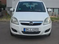 Gebraucht Opel Zafira 116 PS (85 kW) 2012 Weiß Van / Kleinbus