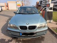 Gebraucht BMW 320 150 PS (110 kW) 2002 Silber Kombi