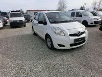 Gebraucht Toyota Yaris 69 PS (50 kW) 2010 Weiß Kleinwagen