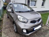 Gebraucht Kia Picanto Attract 69 PS (50 kW) 2012 (im) titanium silver Kleinwagen