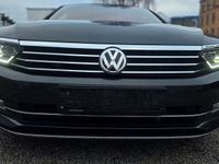 Gebraucht VW Passat Highline 190 PS (139 kW) 2019 Grau Kombi