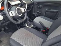 Gebraucht Renault Twingo Expression 71 PS (52 kW) 2015 Weiß Kleinwagen