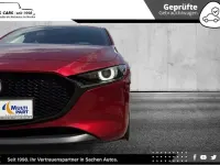 Gebraucht Mazda 3 116 PS (85 kW) 2019 Rot Limousine
