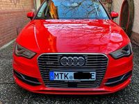Gebraucht Audi A3 e-tron Ambiente 150 PS (110 kW) 2016 Rot Kleinwagen