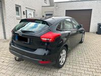 Gebraucht Ford Focus 120 PS (88 kW) 2017 Schwarz Limousine