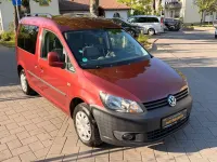 Gebraucht VW Caddy Trendline 105 PS (77 kW) 2011 Rot Van / Kleinbus