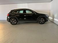 Gebraucht Mercedes GLA200 150 PS (110 kW) 2024 Unilack nachtschwarz SUV