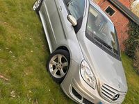 Gebraucht Mercedes B180 109 PS (80 kW) 2005 Silber Van / Kleinbus