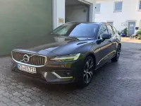 Gebraucht Volvo V60 Inscription 197 PS (144 kW) 2020 Grau Kombi